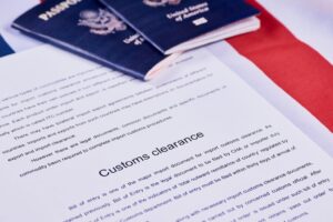 10 دلیل توقف کالا در گمرک و راهکارهای ترخیص سریع